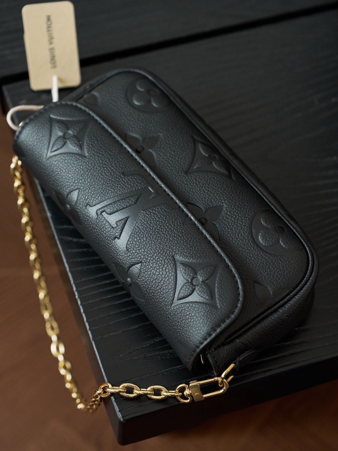 WALLET ON CHAIN IVY black calfskin handbag M82154 P1230 original calfskin full steel vacuum plated variable code chip version