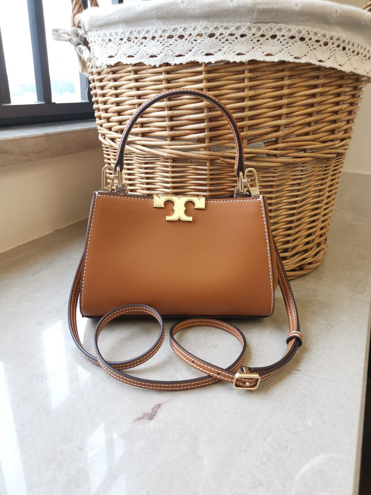 Number 995 Meide La Color Small TORY BURCH Tang Li Bai Qi New Eleanor Leather Handbag Adorned with Exquisite Suede Leather Edges, Neat and Bold Body, Iconic Double T Logo Three Dimensional Dazzling Exquisite Craftsmanship Available with Handle or Detachab