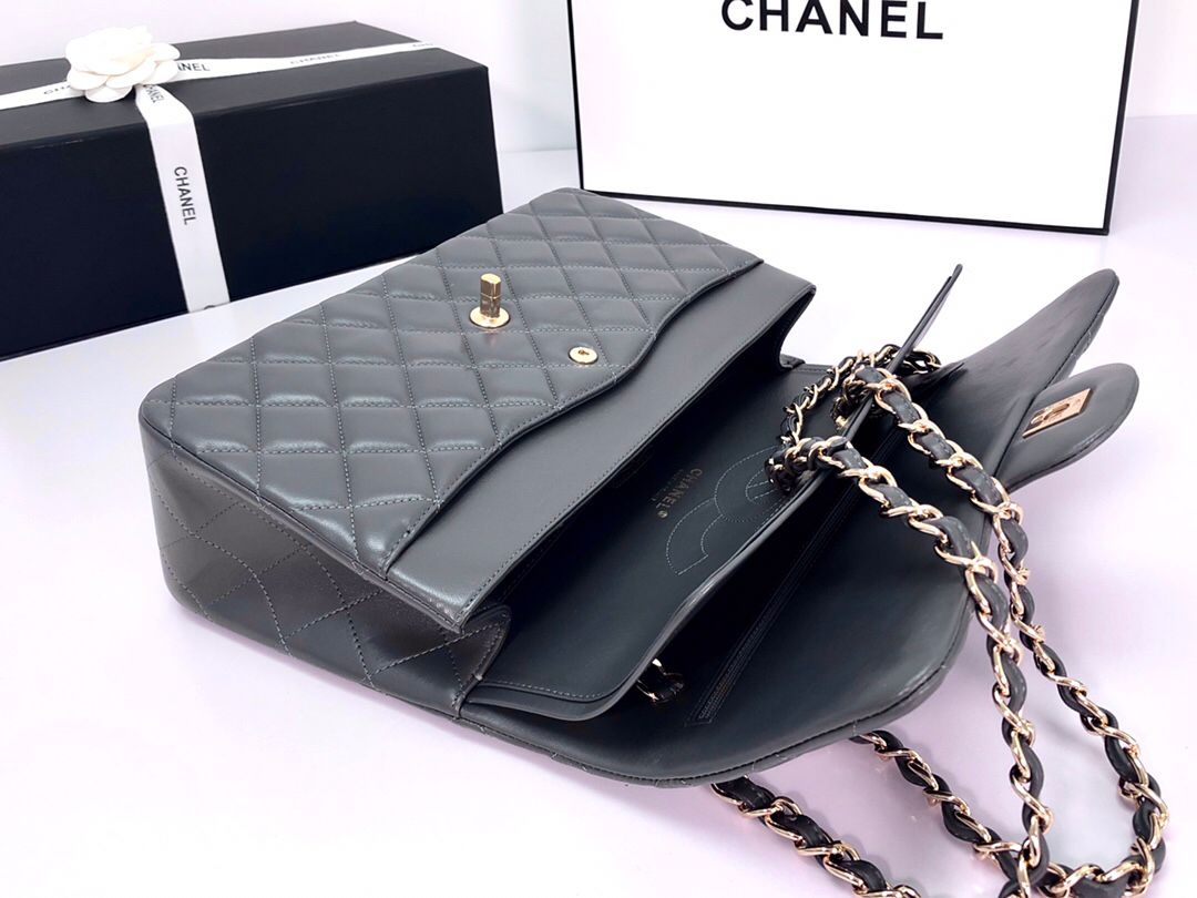 Upgraded version A1113 So beautiful that no one has friends CF Classic diamond series Original lambskin small buckle version Professionally customized heavyweight hardware shoulder straps Handmade wiring Lining leather Exquisite hot stamping font Uniform