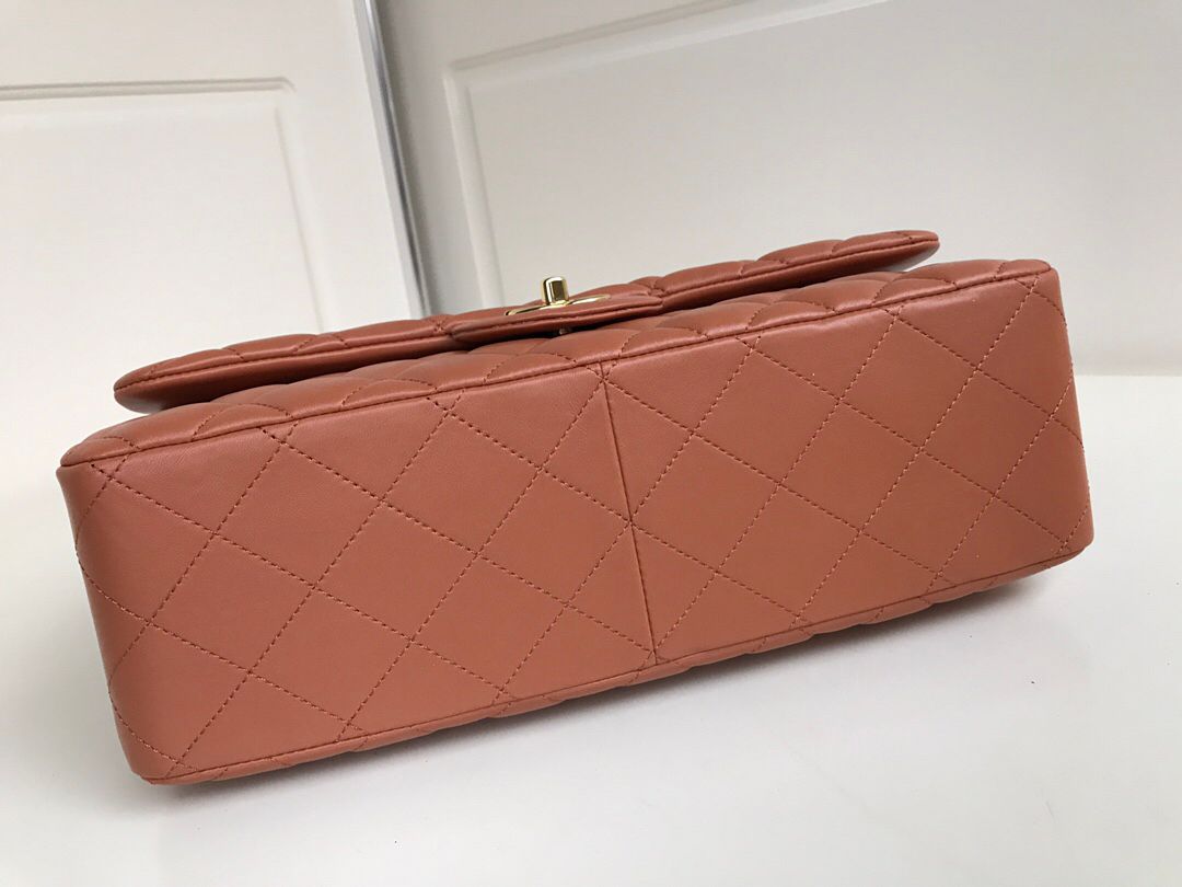 Upgraded version A1113 So beautiful that no one has friends CF Classic rhombus series Original lambskin small buckle version Professionally customized heavyweight hardware shoulder straps Handmade wiring Matching with same color lining Exquisite hot stamp