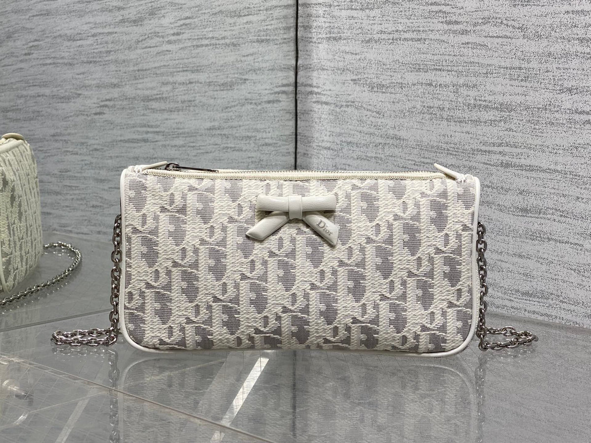 In stock Dior2026 early spring series Oblique bow chain bag, classic Oblique white gray canvas + white leather bow, elegant and playful