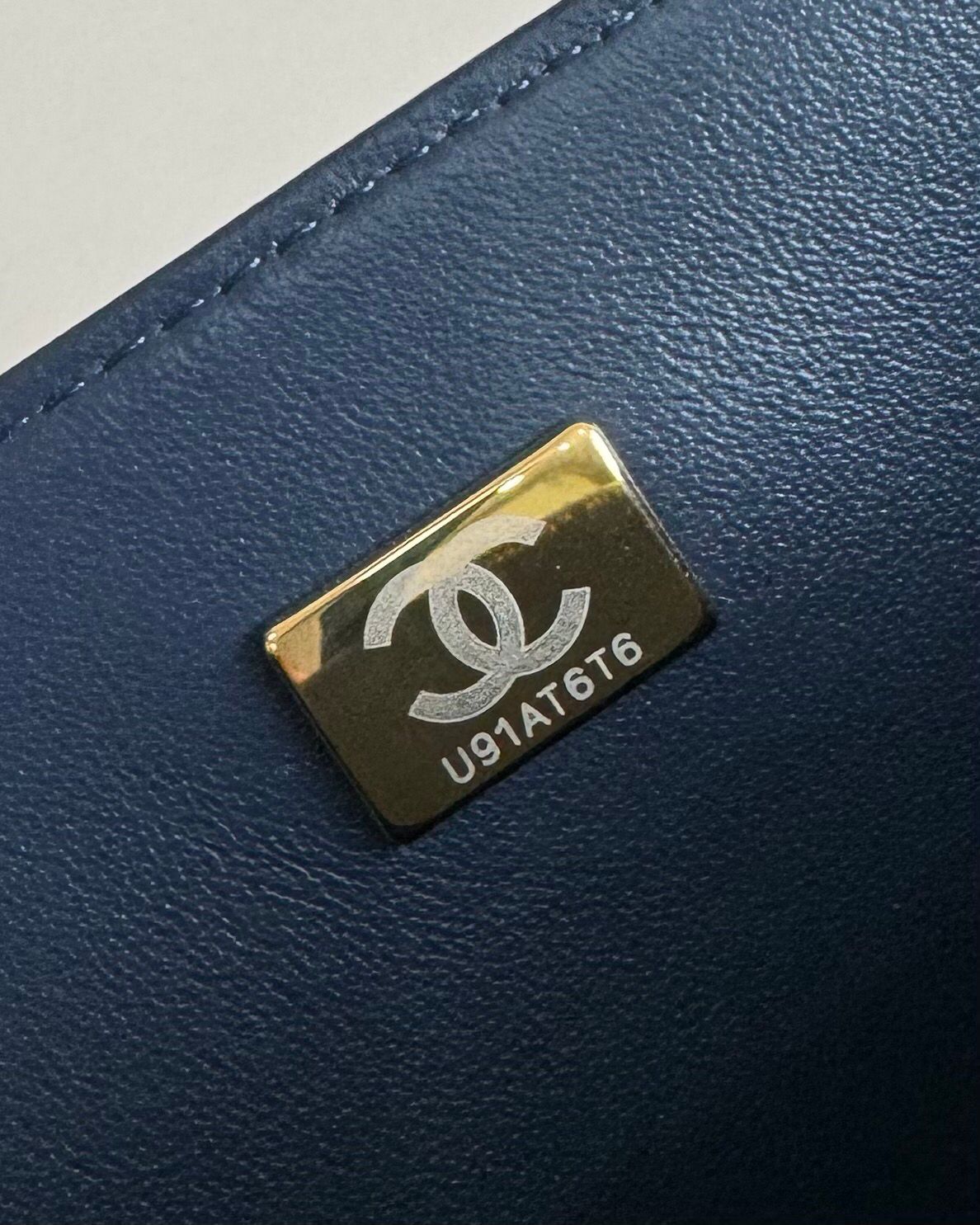 Exclusive real shot of classic ball pattern caviar cowhide 1113Jumbo entirely imported original cowhide CF..MM directly regarded as high-end quality size 30Cm gold and silver buckle in stock P1180