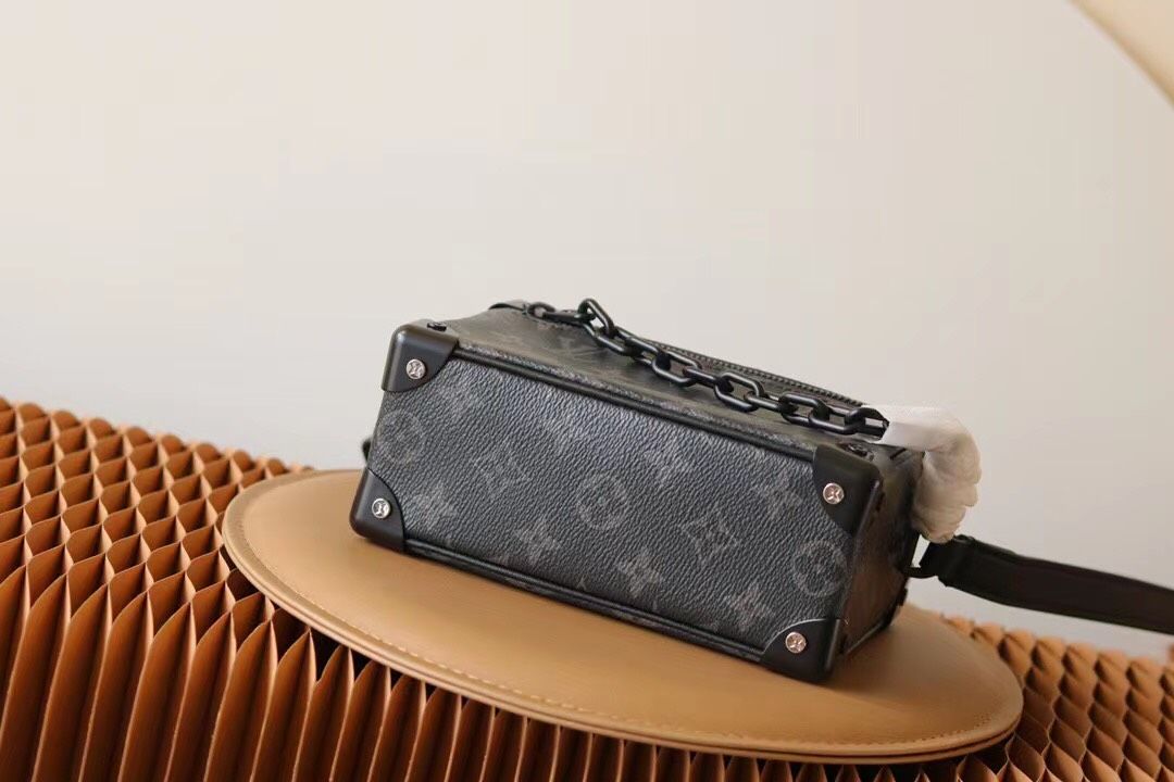 The highest version is made of original leather, top of the line original order, and comes with a complete set of packaging to restore the original price. If you need it, hurry up and grab it quickly. If