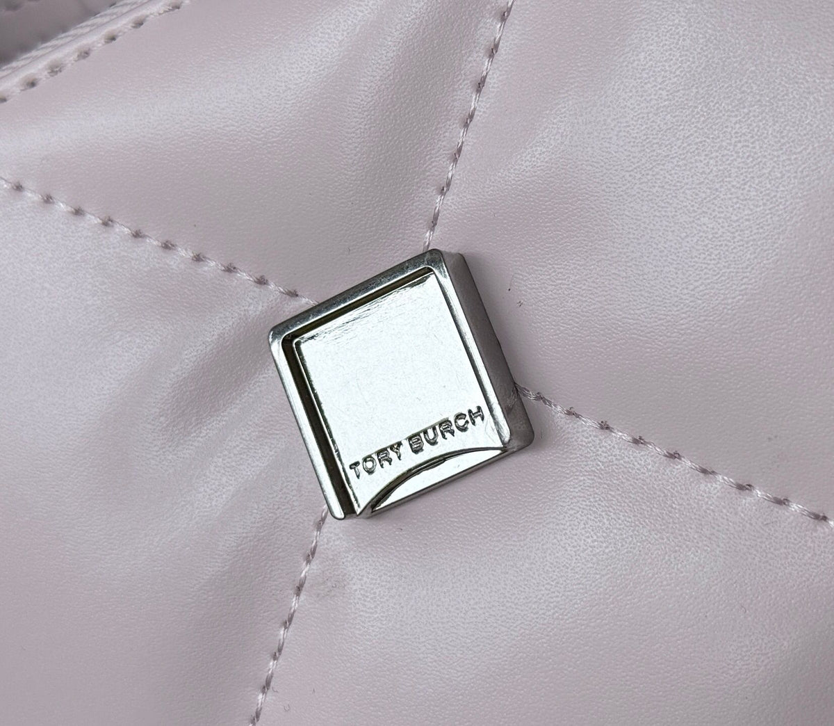 Lavender Purple TORY BURCH KIRA CHEVRON DIAMOND QUILT MINI TOP HANDLE CHAIN WALLET Mini Flip Tote With Fluffy Diamond Quilted Design, Three Dimensional Texture Shines on Classic Shapes, Paired with Iconic Slanted Double T LOGO and Chain Shoulder Strap
