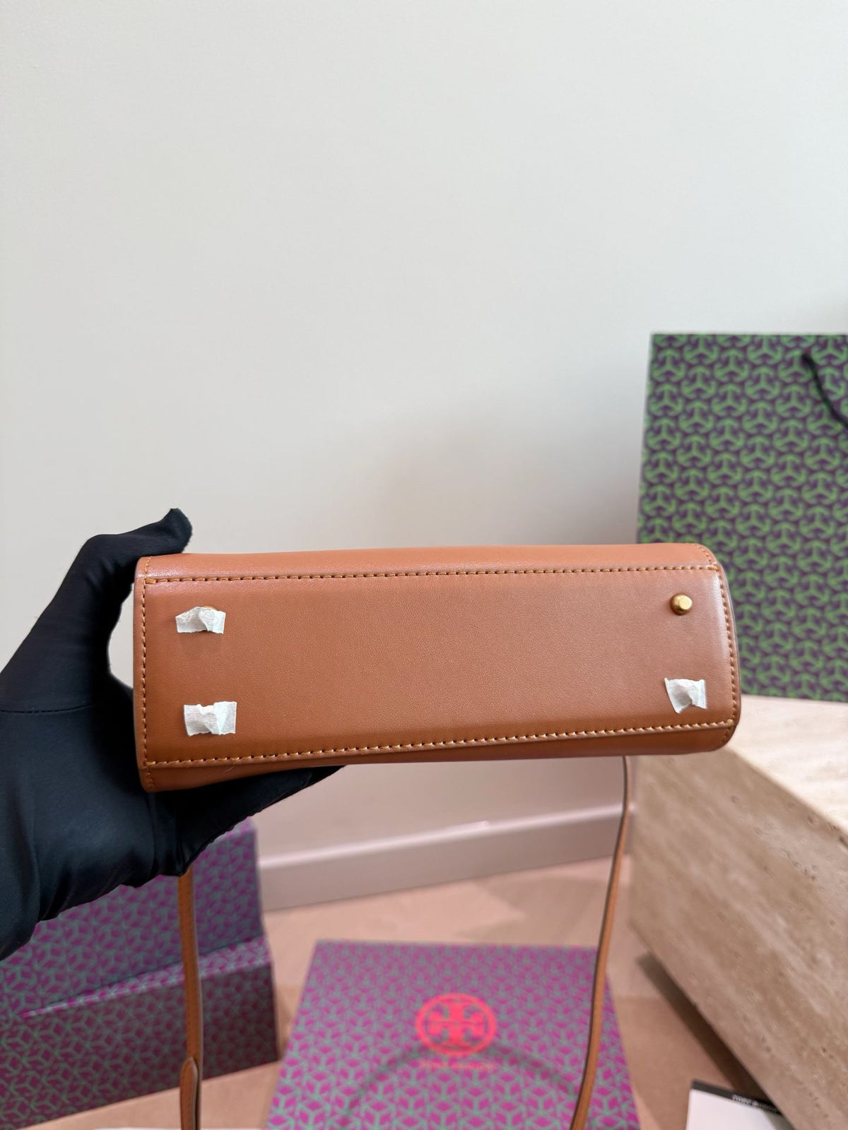 Small box size 2215cm