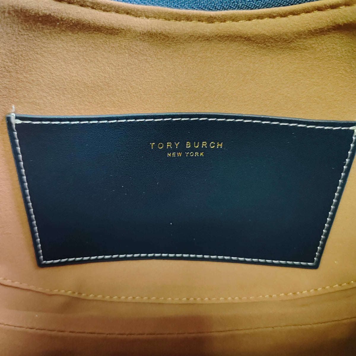 Tory Burch ROMY Denim Crescent Bag Classic T Monogram Jacquard+Retro Denim Denim Blue Fashionable and Versatile Crescent Bag Type Fit Shoulder Line Shoulder Strap Detachable Single Shoulder/Cross Shoulder OK Commuting, Dating, Shopping, Easy to Handle