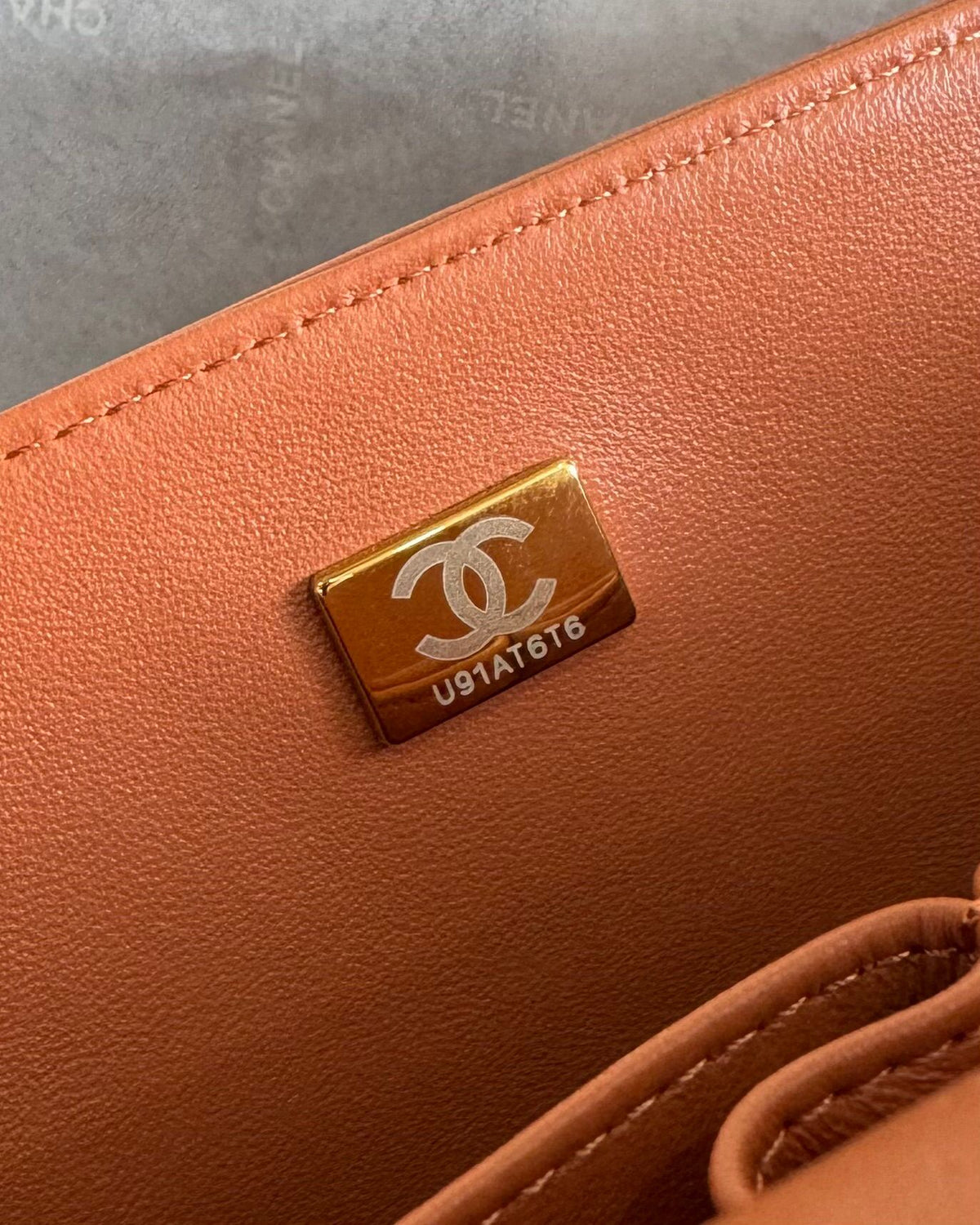 Upgraded version A1113 So beautiful that no one has friends CF Classic diamond series Original lambskin small buckle version Professionally customized heavyweight hardware shoulder straps Handmade wiring Lining leather Exquisite hot stamping font Uniform