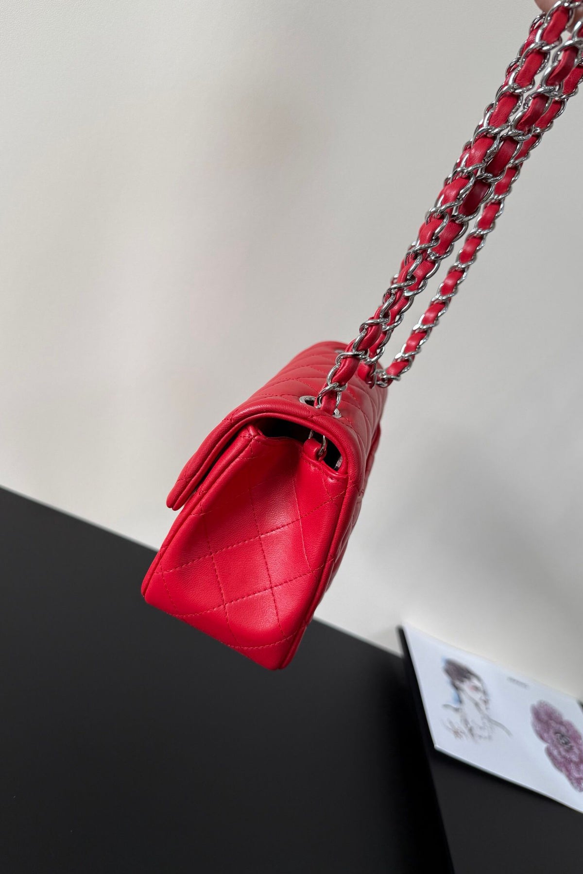 Big red silver buckle Classic Flap classic Cf square fat return is exquisite and durable, a timeless style that can be matched with anything