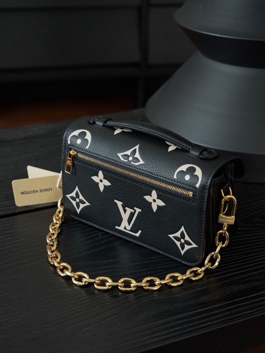 POCHETTE METIS EAST WEST handbag M46596 P1480 black messenger bag, original calfskin, fully steel vacuum plated, variable code chip version