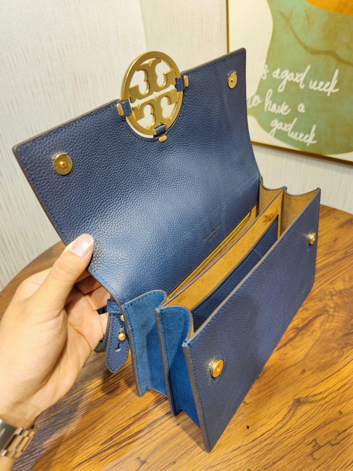 Number 931 Large TORY BURCH Tang Li Bai Qi