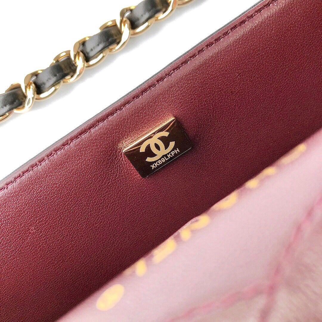 Upgraded version A1113 So beautiful that no one has friends CF Classic diamond series Original lambskin small buckle version Professionally customized heavyweight hardware shoulder strap Handmade wiring Lining leather Exquisite hot stamping font Uniform