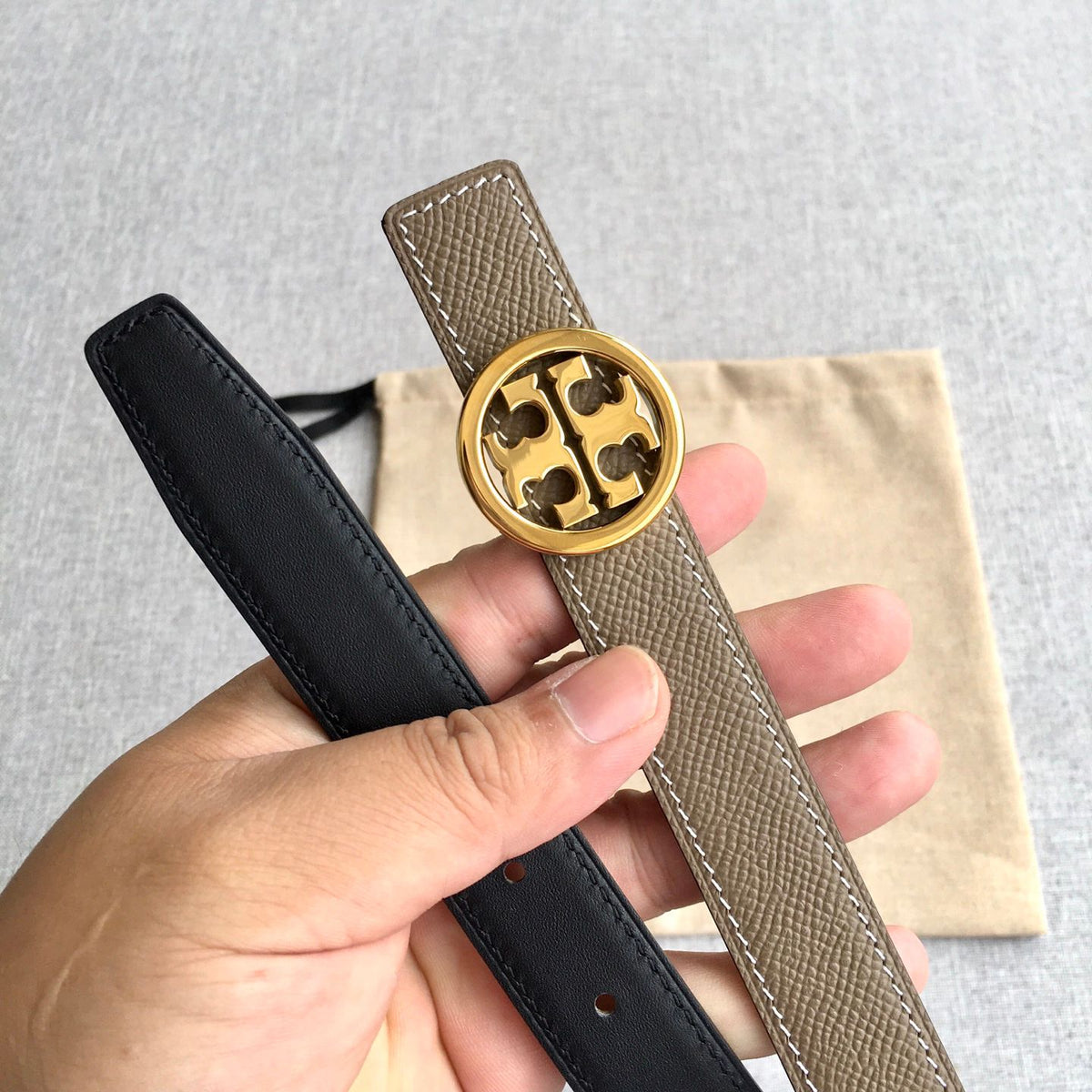 Tory Burch women's models are on sale and popular. Thank you for customer feedback. Real photos. Top quality products. See details. Available in 2.5CM. Available in all sizes