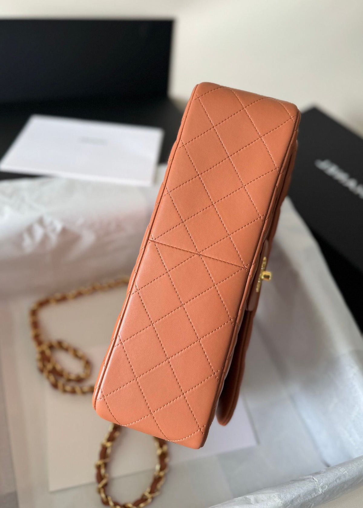Upgraded version A1113 So beautiful that no one has friends CF Classic diamond series Original lambskin small buckle version Professionally customized heavyweight hardware shoulder straps Handmade wiring Lining leather Exquisite hot stamping font Uniform