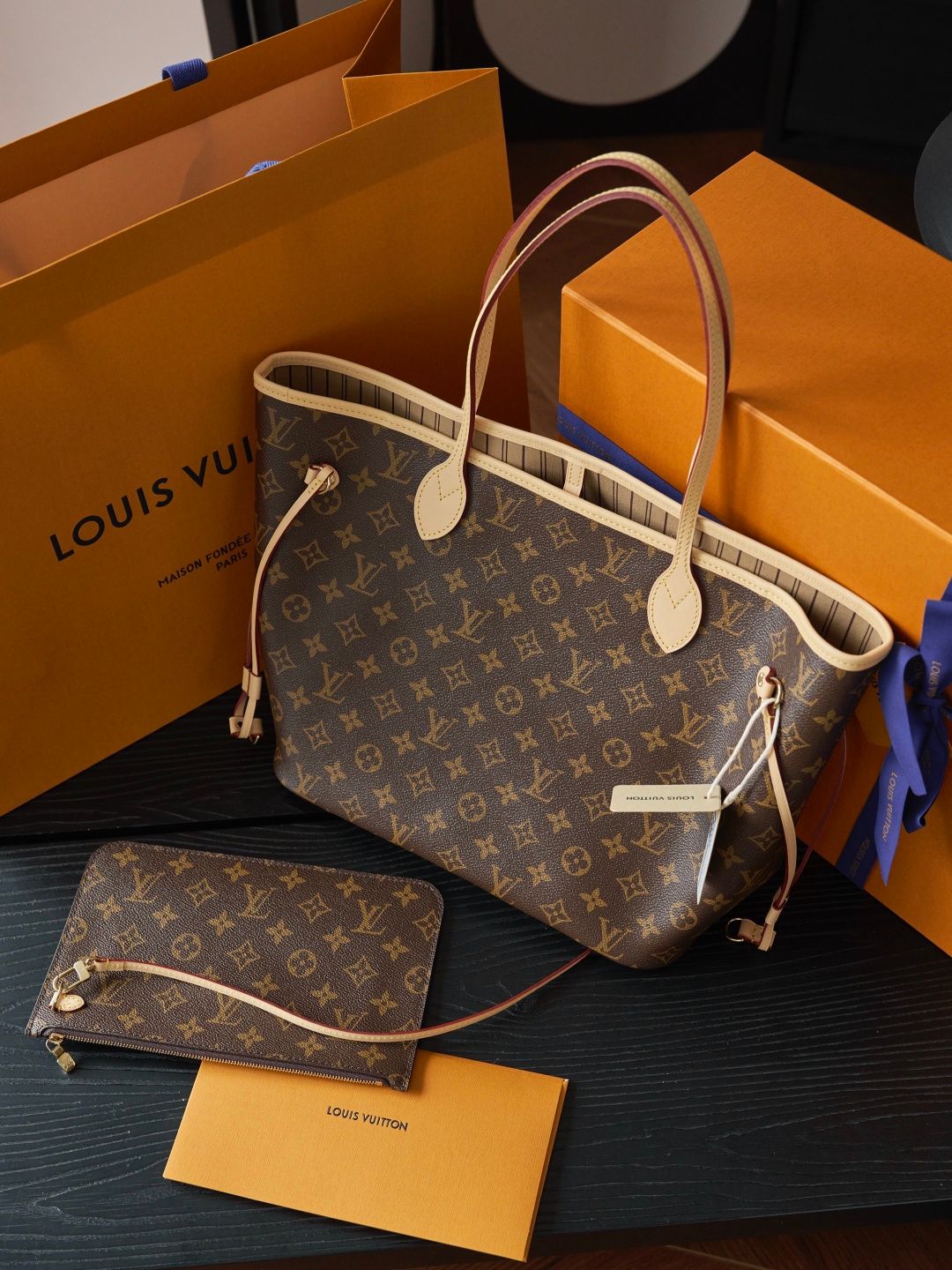 NEVERFULL Medium Handbag M46975 P1380