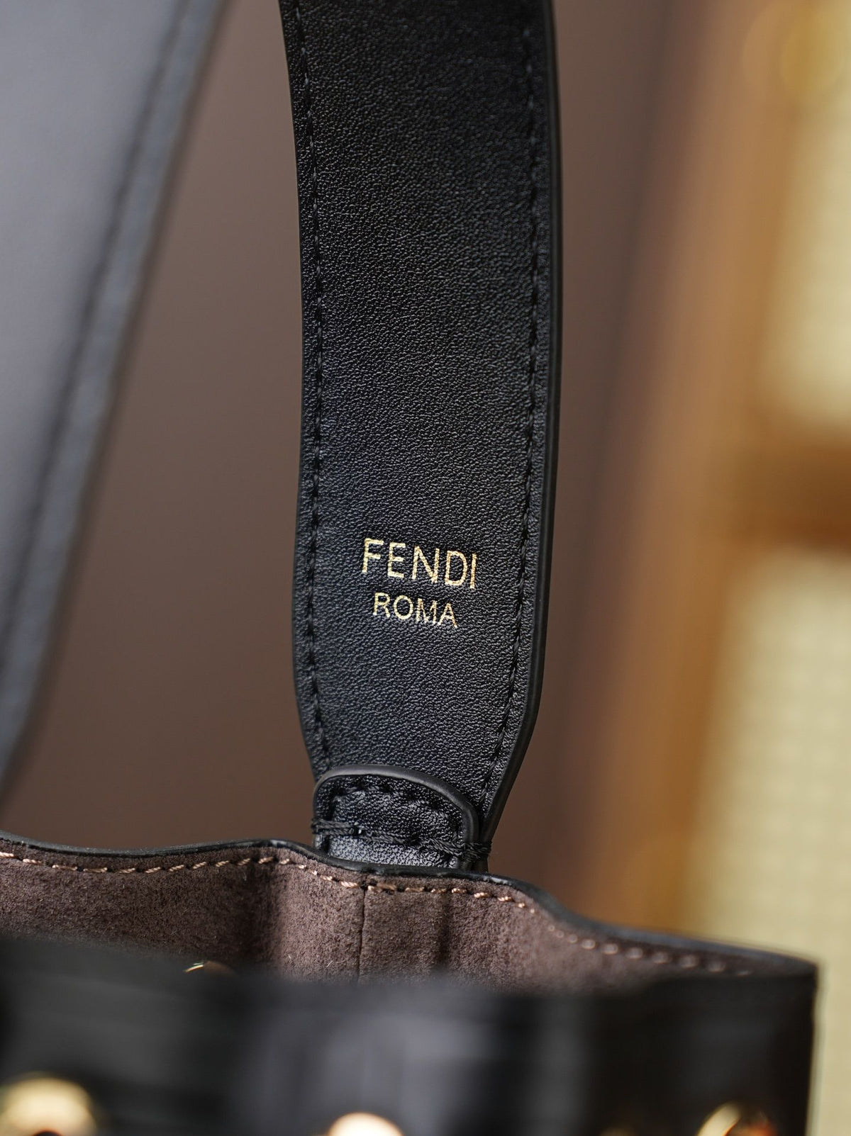Model 18002, black, size 12-18-10