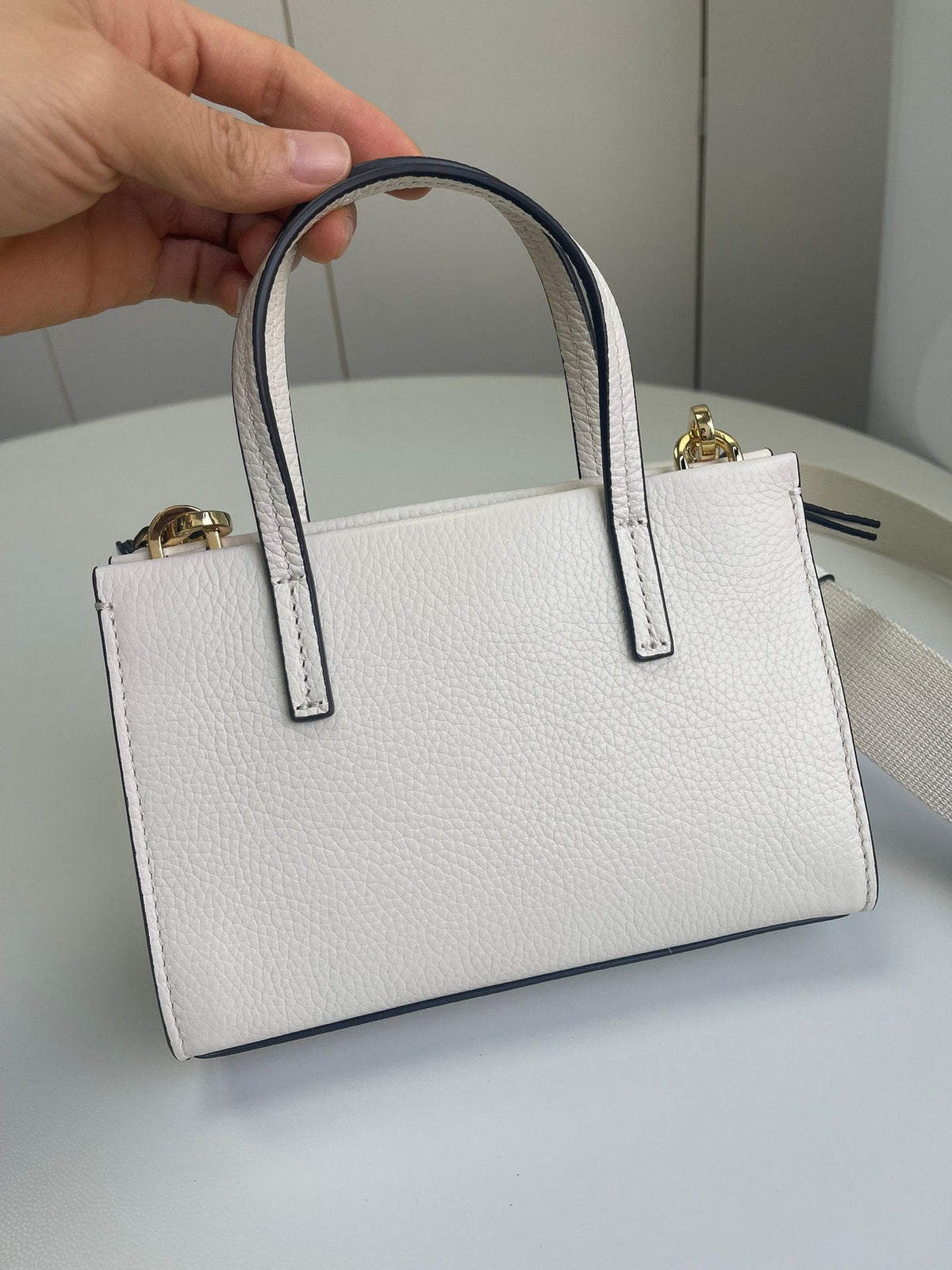 Story Burch ELLA tote, natural drop cowhide crossbody, bill of lading shoulder bag size 19.5x14.5x7, number H089 P370