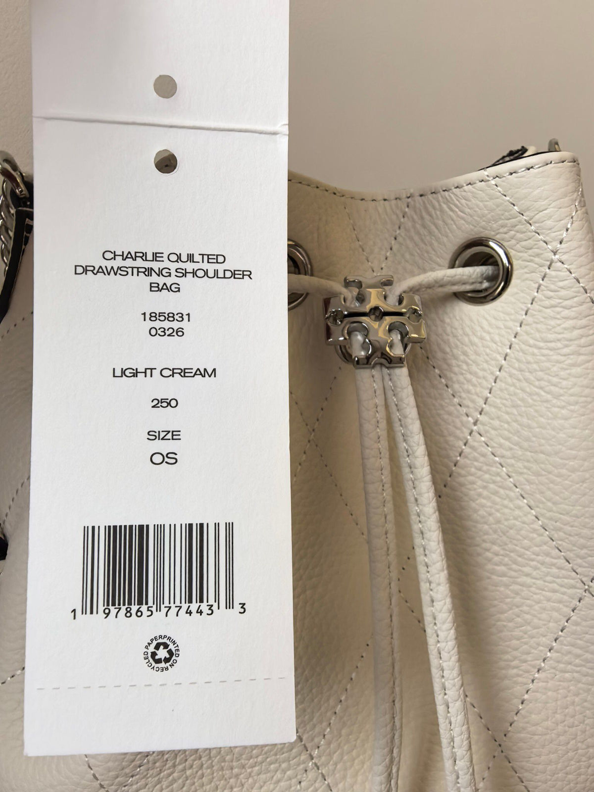 Small] TB Tang Li Bai Qi Charlie Cream White Large/Small Light Cream Oil Color Like a Small Cake This color is quite summer [Sun R] Available in both sizes, just arrived and has a schedule. Q me, thank you. Size 23.5x23x10.2