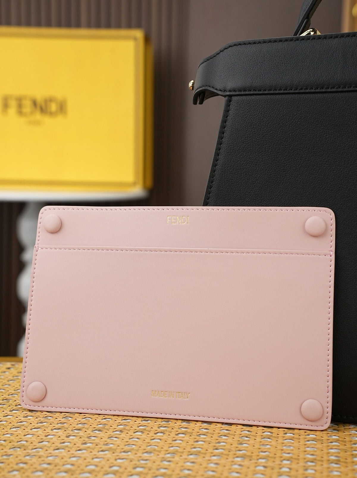 Model 8005, small size 20*11*15cm, FE ND1 "peekaboo I see u" handbag. Brand new "peekaboo I see u" is designed to showcase your unique side. The new style continues the classic trapezoidal silhouette and square twist lock design of the original "peekaboo"