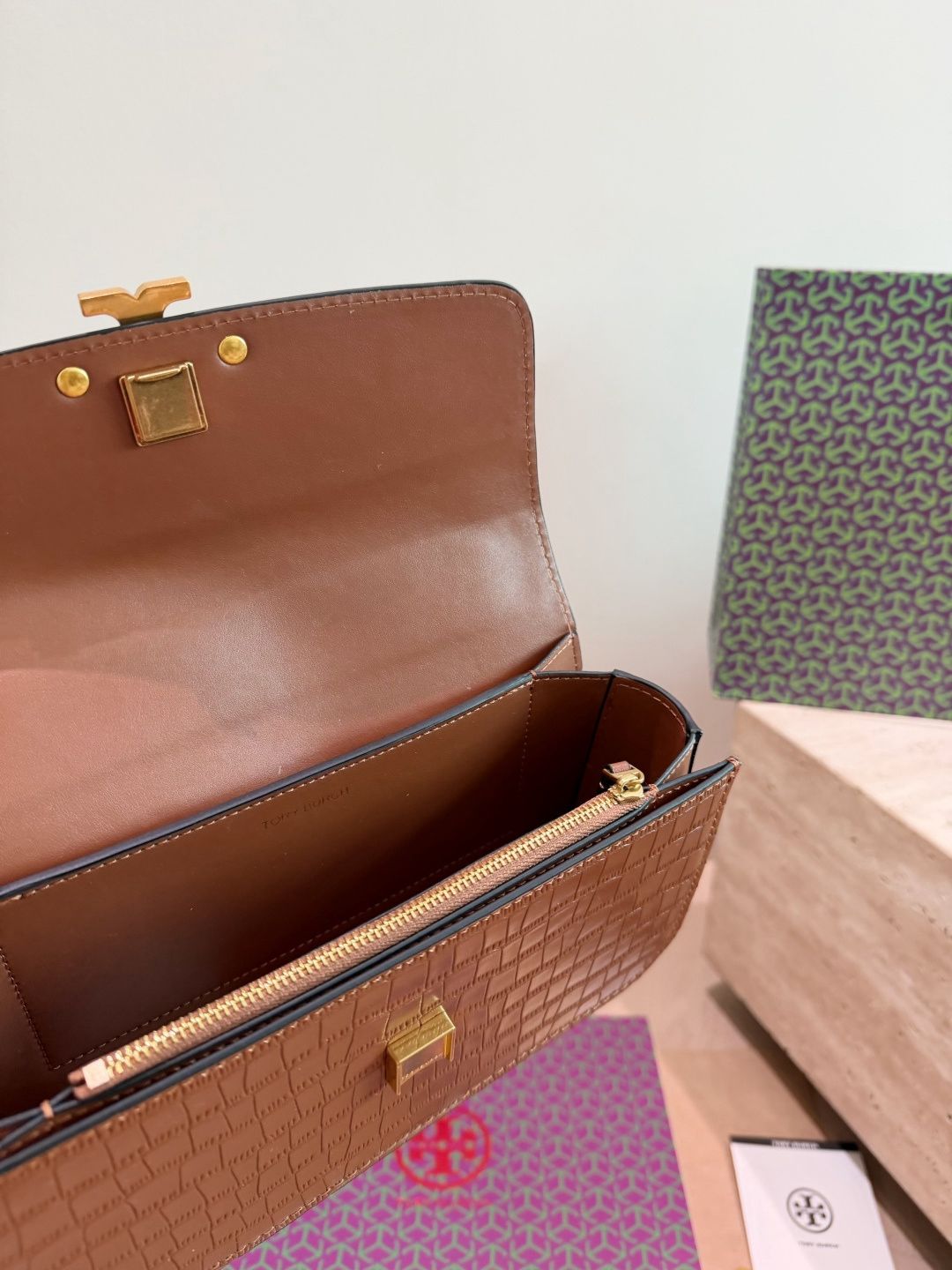 Folding box size 2412