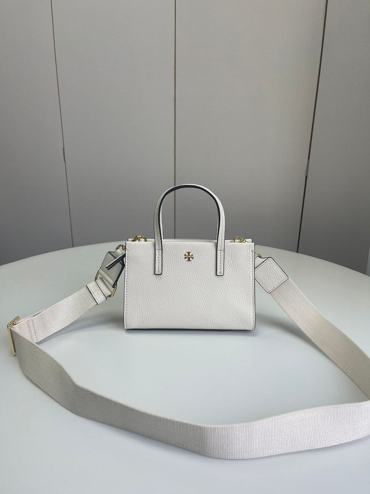 Story Burch ELLA tote, natural drop cowhide crossbody, bill of lading shoulder bag size 19.5x14.5x7, number H089 P370