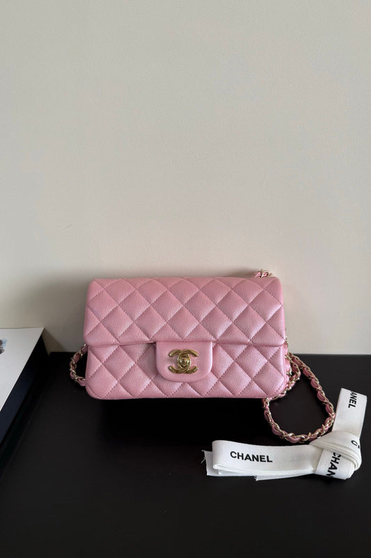 CF1116 new product fine ball pearlescent cowhide caviar (ball pattern) brand new upgraded version of the top original single item. Original leather imported from France. The fullness of the rhombus. The shape of the whole bag is particularly perfect in
