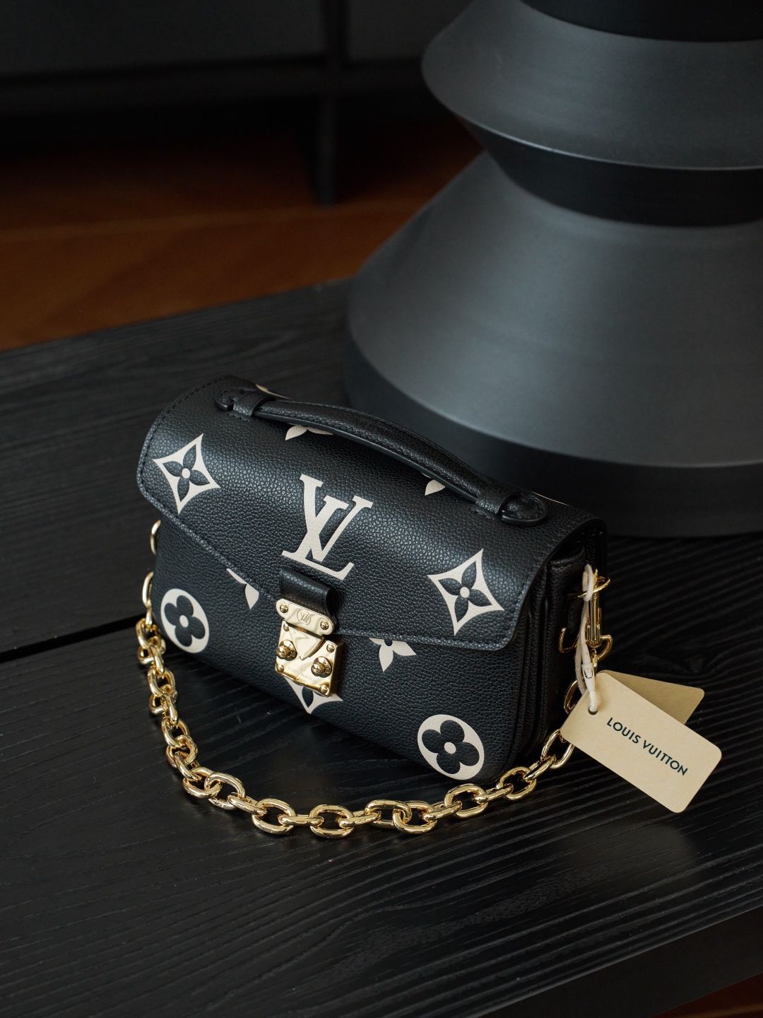 POCHETTE METIS EAST WEST handbag M46596 P1480 black messenger bag, original calfskin, fully steel vacuum plated, variable code chip version