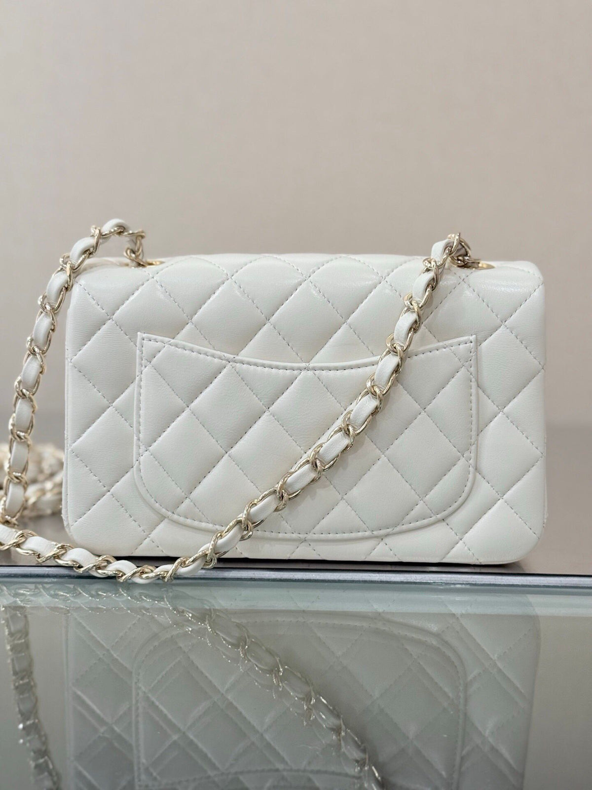 "Classic Flap" Classic large mini bag Aries