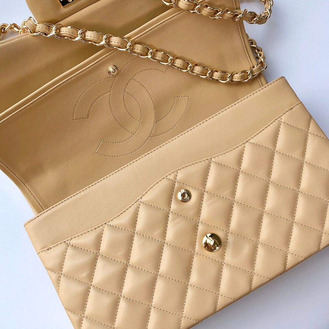 Upgraded version A1113 So beautiful that no one has friends CF Classic diamond series Original lambskin small buckle version Professionally customized heavyweight hardware shoulder straps Handmade wiring Lining leather Exquisite hot stamping font Uniform
