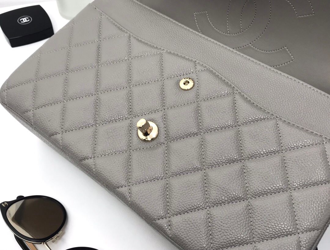 Exclusive real shot of classic ball pattern caviar cowhide 1113Jumbo entirely imported original cowhide CF..MM directly regarded as high-end quality size 30Cm gold and silver buckle in stock P1180