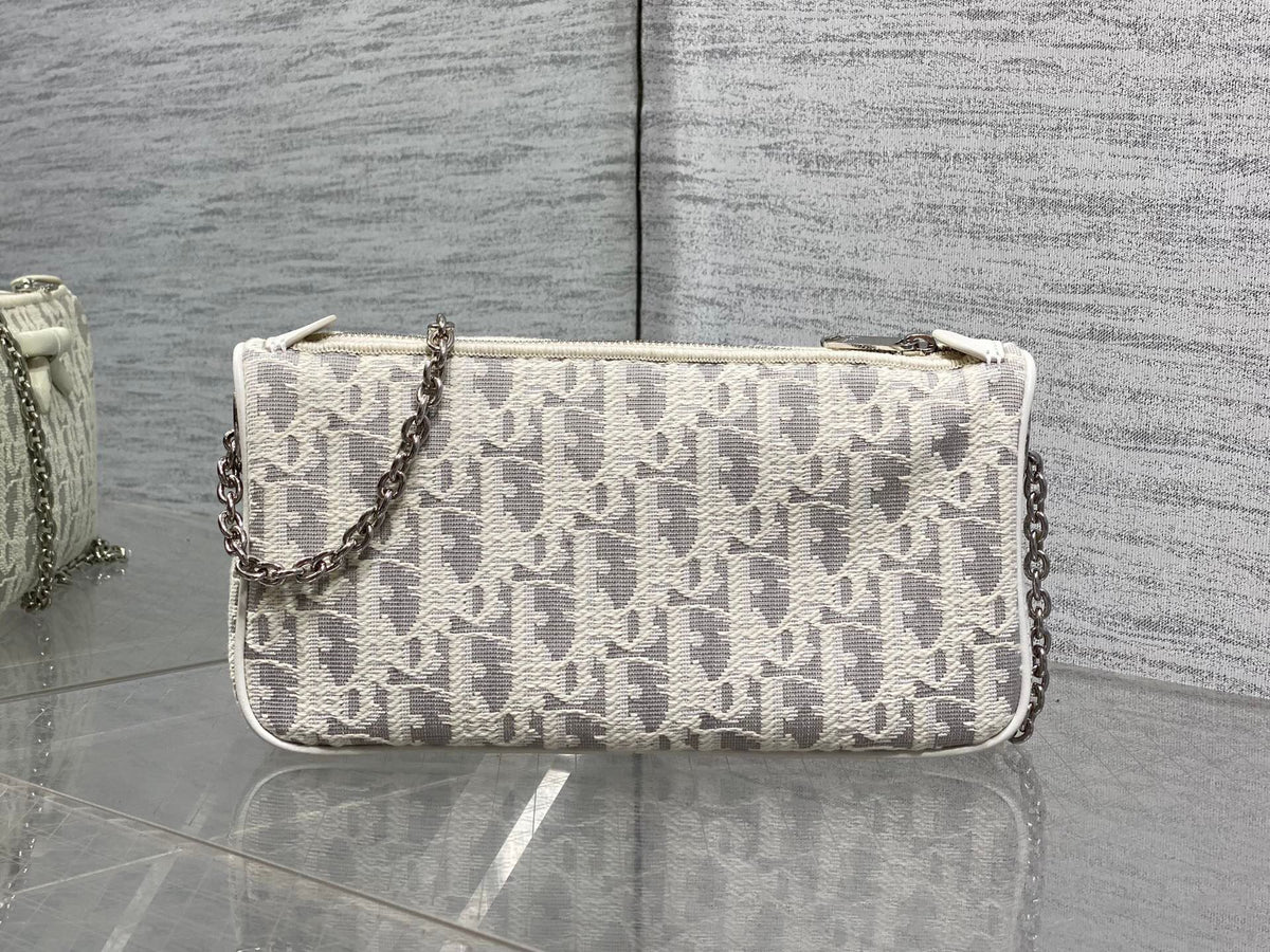In stock Dior2026 early spring series Oblique bow chain bag, classic Oblique white gray canvas + white leather bow, elegant and playful