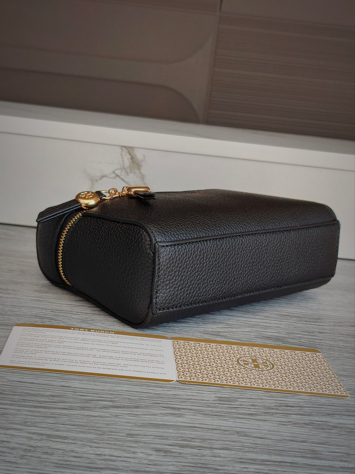 TB new Tory Burch lychee patterned cowhide box bag, cowhide makeup bag, single shoulder, single shoulder, crossbody, or handbag is both suitable