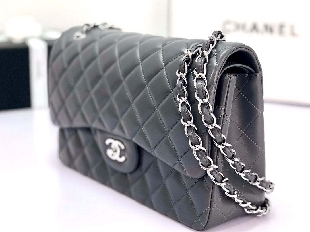 Upgraded version A1113 So beautiful that no one has friends CF Classic diamond series Original lambskin small buckle version Professionally customized heavyweight hardware shoulder straps Handmade wiring Lining leather Exquisite hot stamping font Uniform