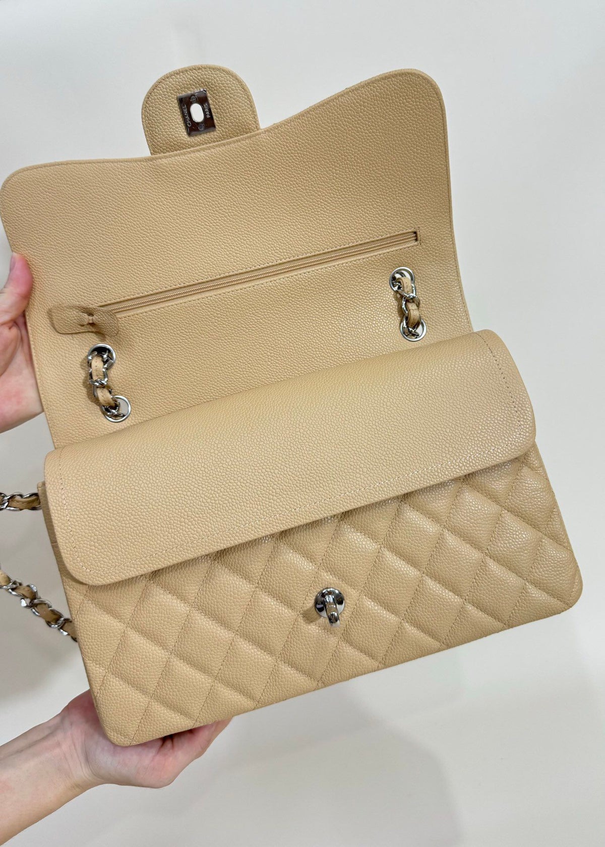 Exclusive real shot of classic ball pattern caviar cowhide 1113Jumbo entirely imported original cowhide CF..MM directly regarded as high-end quality size 30Cm gold and silver buckle in stock P1180
