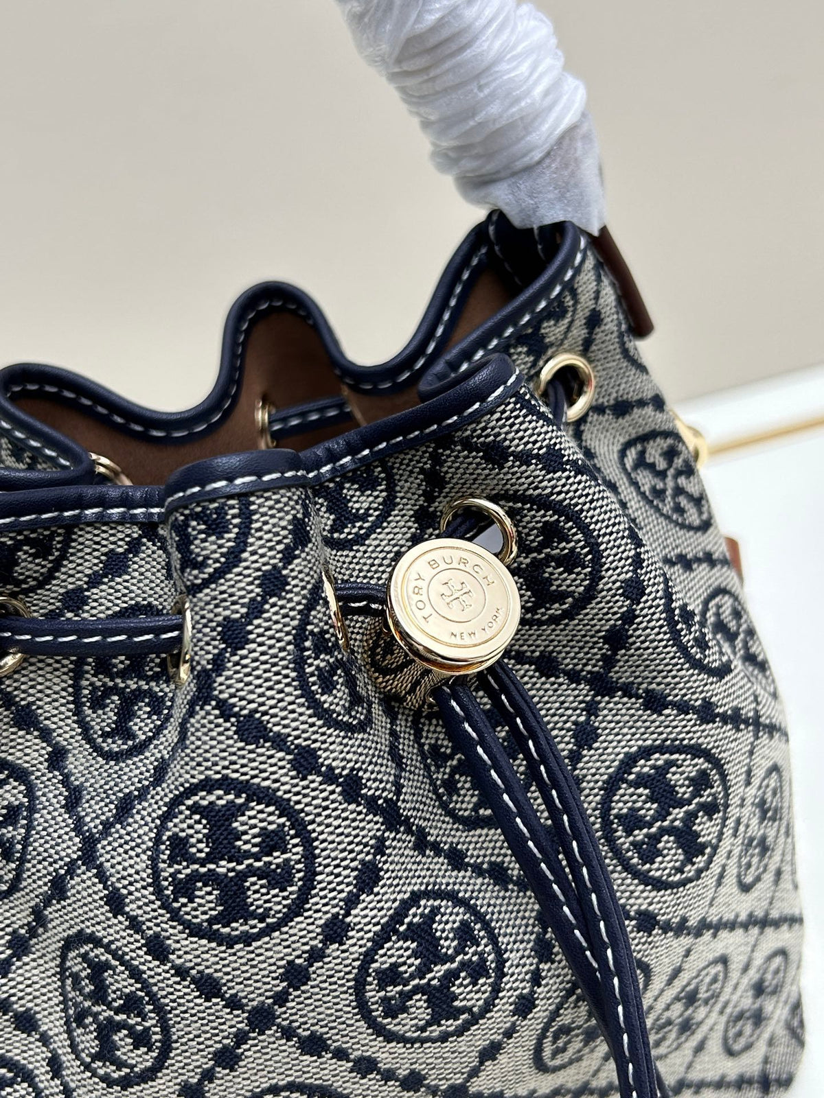 Batch 330 new bucket bag TORY BURCH T MONOGRAM mini floral jacquard crossbody bucket bag size 14x18x9.2cm