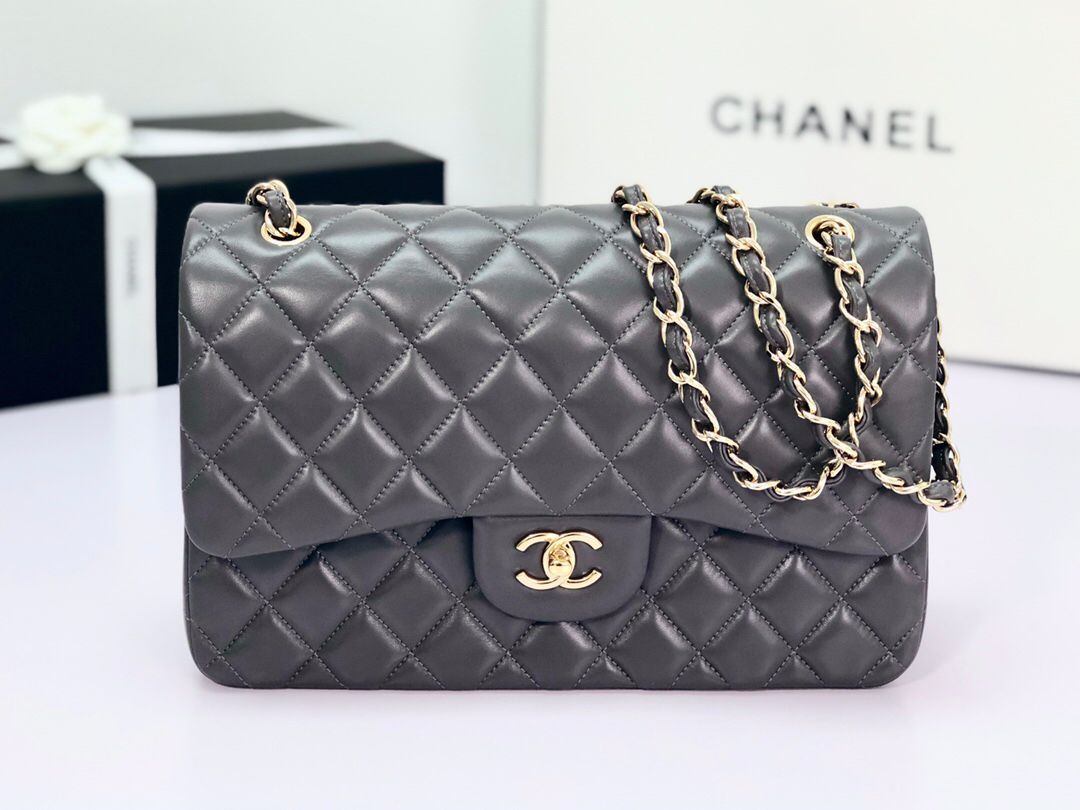 Upgraded version A1113 So beautiful that no one has friends CF Classic diamond series Original lambskin small buckle version Professionally customized heavyweight hardware shoulder straps Handmade wiring Lining leather Exquisite hot stamping font Uniform