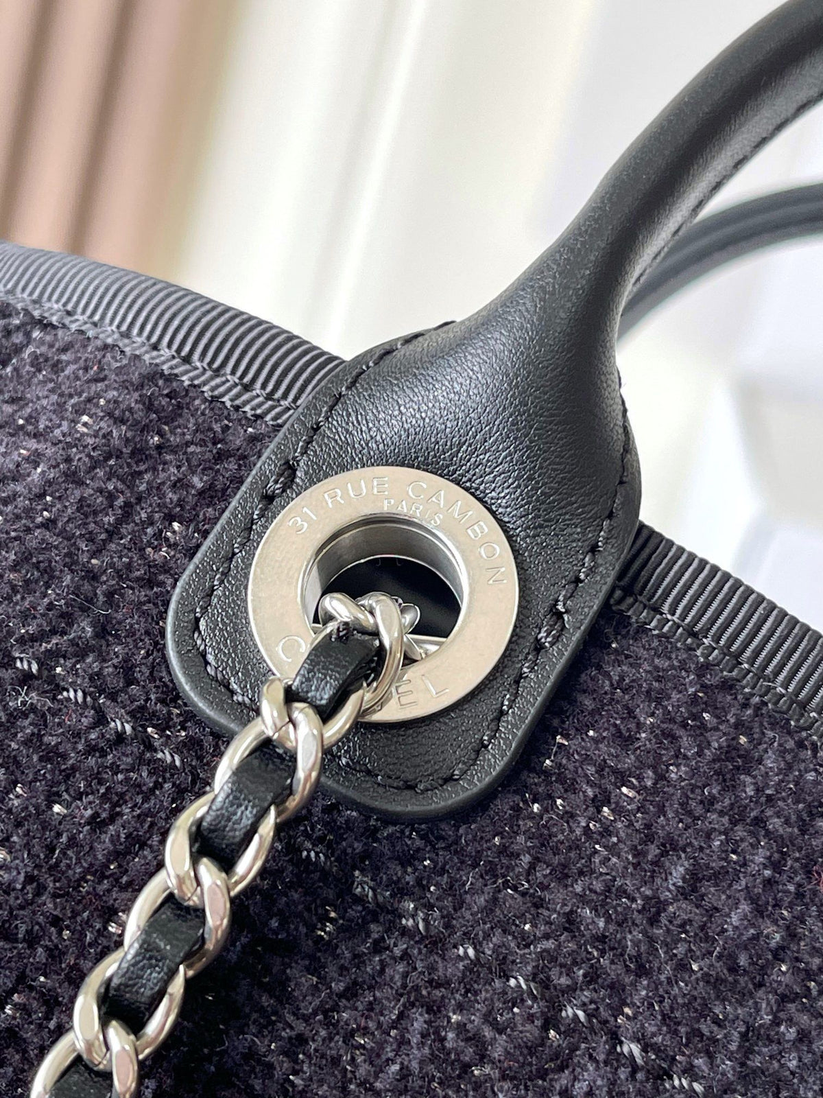 CHANEL26A mini beach bag tweed silver wire + all steel hardware