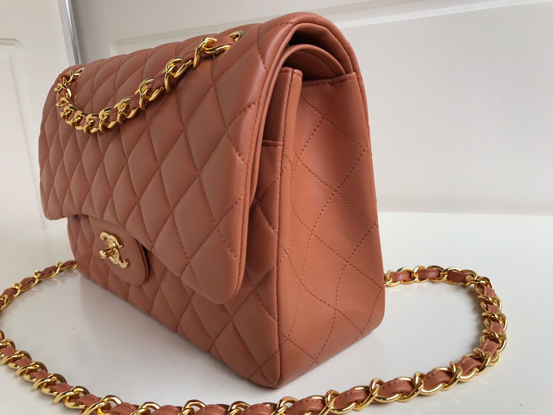 Upgraded version A1113 So beautiful that no one has friends CF Classic rhombus series Original lambskin small buckle version Professionally customized heavyweight hardware shoulder straps Handmade wiring Matching with same color lining Exquisite hot stamp