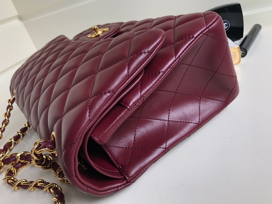 Upgraded version A1113 So beautiful that no one has friends CF Classic rhombus series Original lambskin small buckle version Professionally customized heavyweight hardware shoulder straps Handmade wiring Matching with same color lining Exquisite hot stamp