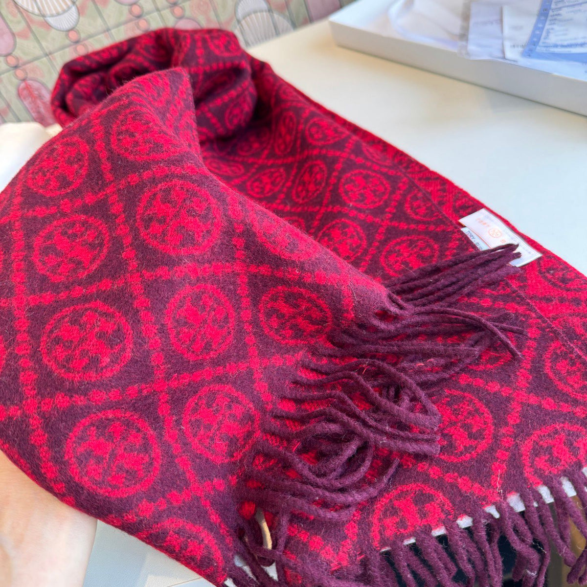 Top imported cashmere TORY BURCH.TB new double-sided scarf navy blue
