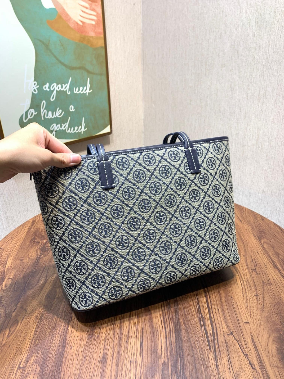 Number 1915 Small TORY BURCH Vintage Shopping Bag Monogram Pattern Charm and Unique Style Tote Bag Crafted from Selected Knitted Jacquard Fabric