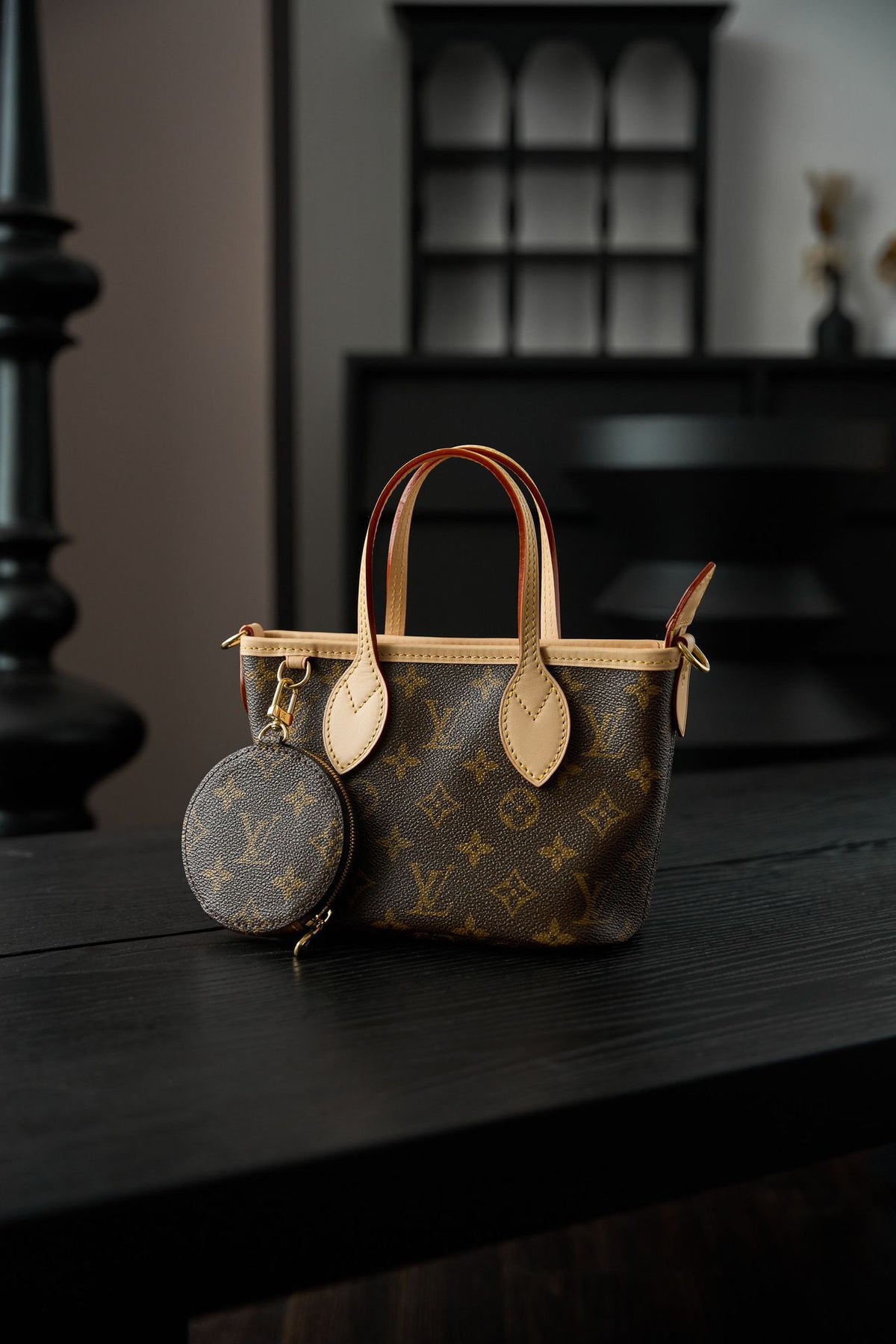 NEVERFULL BB handbag, original diamond pattern aged flower fabric, all-steel vacuum plated hardware, variable code chip M46705