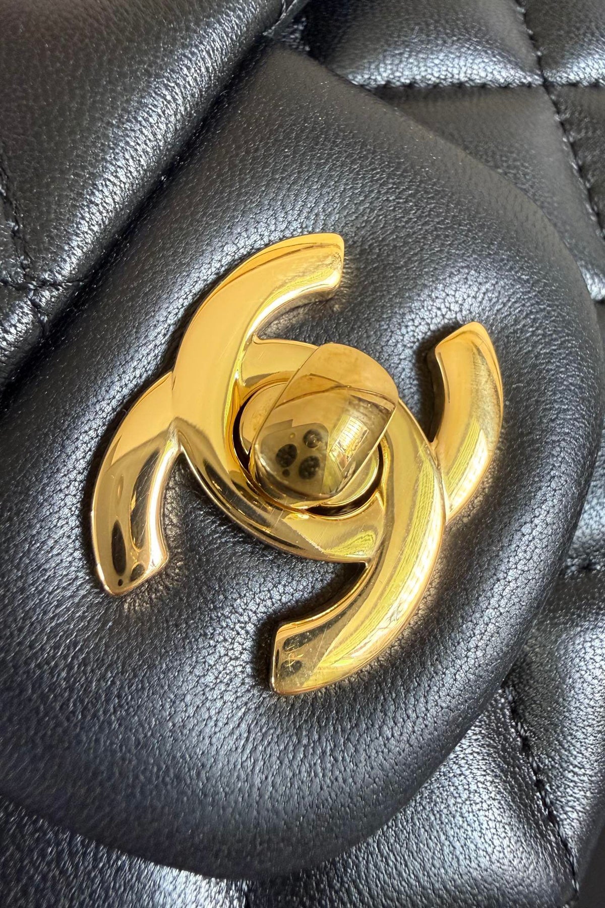 Black Diamond-Quilted Flap Bag with Gold-Tone Chain Strap