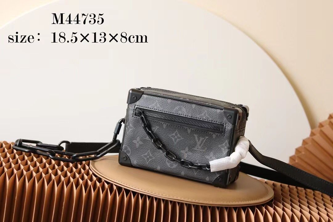 The highest version is made of original leather, top of the line original order, and comes with a complete set of packaging to restore the original price. If you need it, hurry up and grab it quickly. If