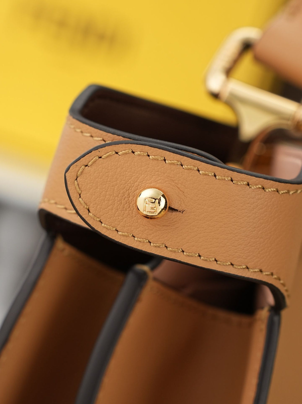 Model 8005, large size, 33x25x13cm