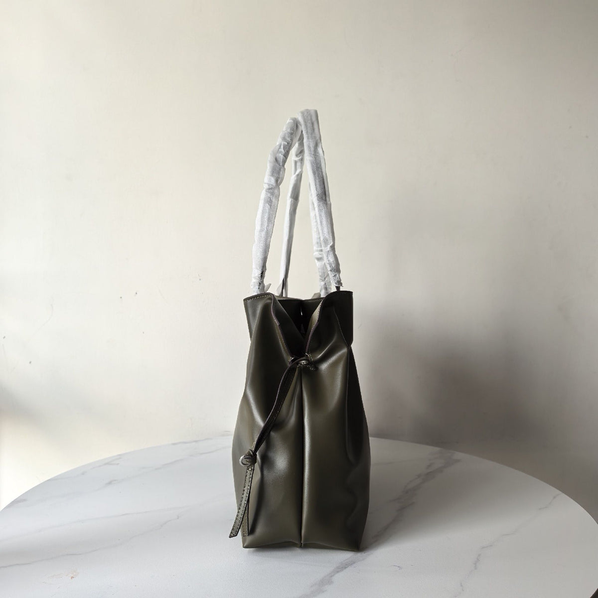ToryBurch TB new Ella drawstring tote bag, high-end and durable