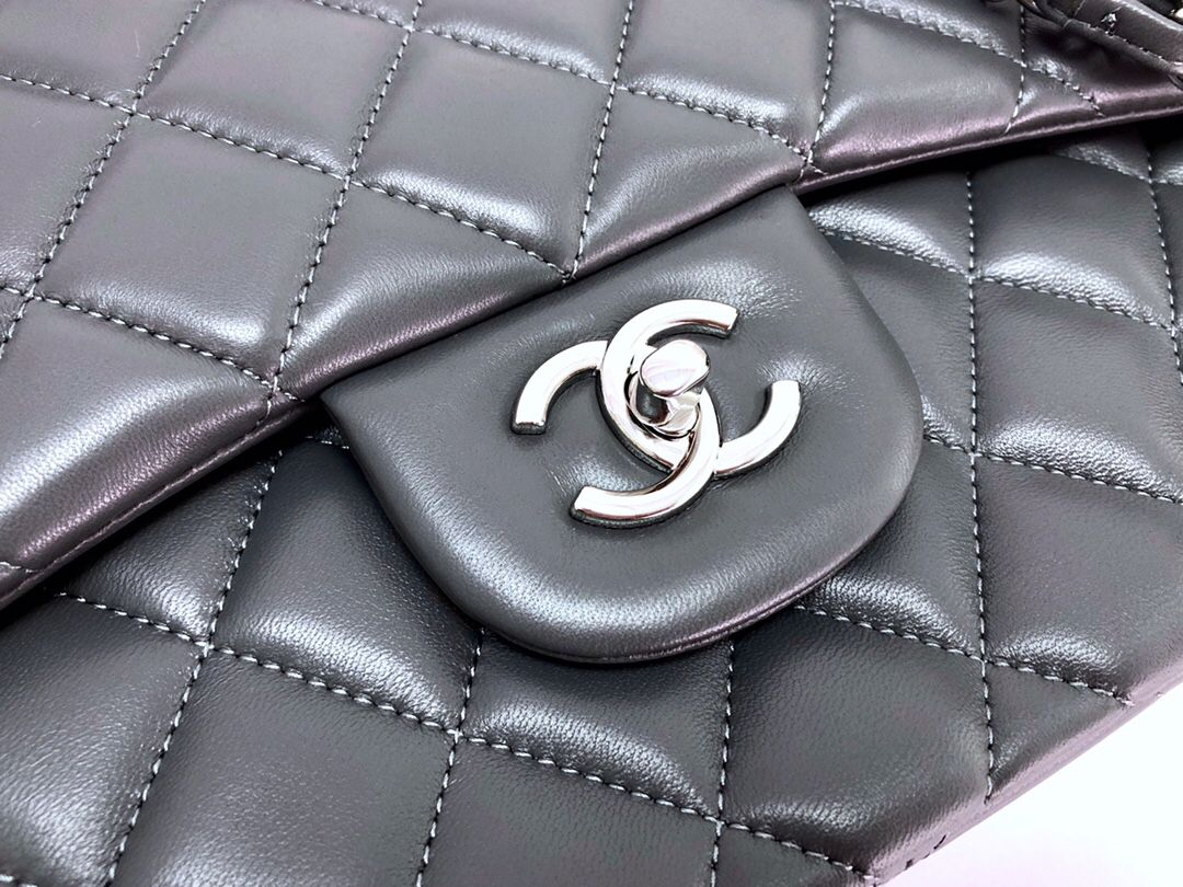Upgraded version A1113 So beautiful that no one has friends CF Classic diamond series Original lambskin small buckle version Professionally customized heavyweight hardware shoulder straps Handmade wiring Lining leather Exquisite hot stamping font Uniform