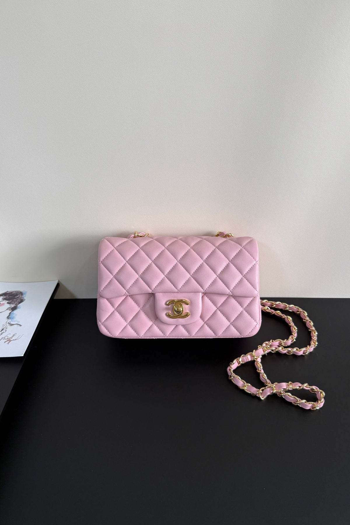 Upgraded version (full leather inside and outside) CF 20cm lambskin. Exclusive product in the market. Please see the pictures for leather details and workmanship. It is perfect. Welcome to compare. 116 pink gold buckle