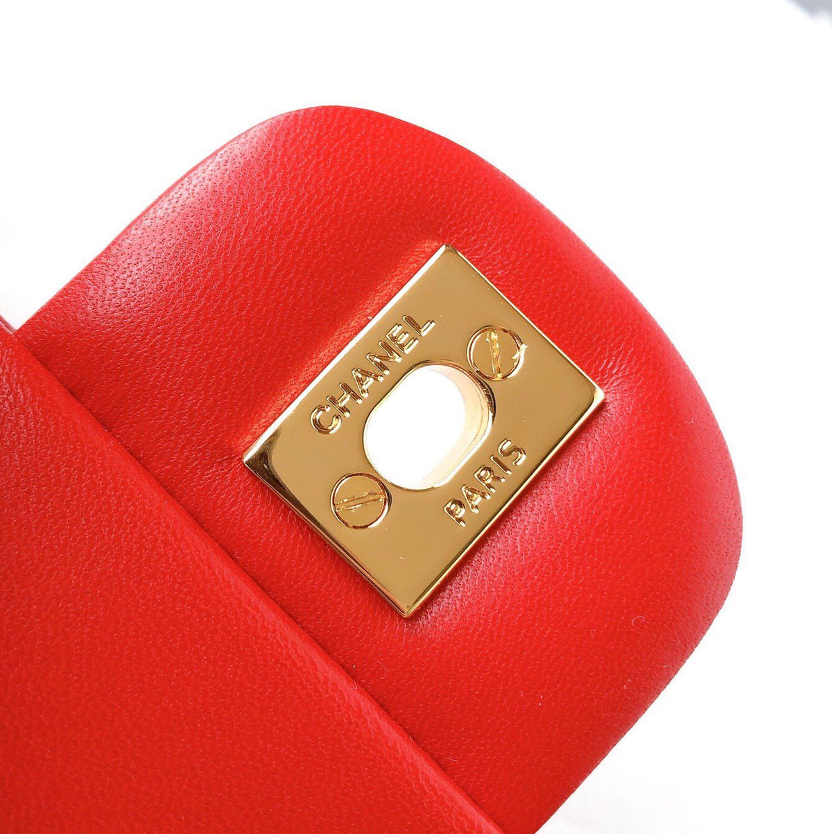 Fang Fatzi Mini 17cm CF has a very feminine elegance and inherits classics. It is listed as the historical sales champion and is an indispensable piece in every pink fan’s wardrobe. 17cm650 Sheepskin
