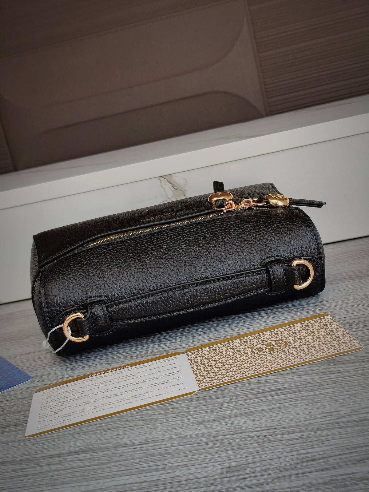 TB new Tory Burch lychee patterned cowhide box bag, cowhide makeup bag, single shoulder, single shoulder, crossbody, or handbag is both suitable
