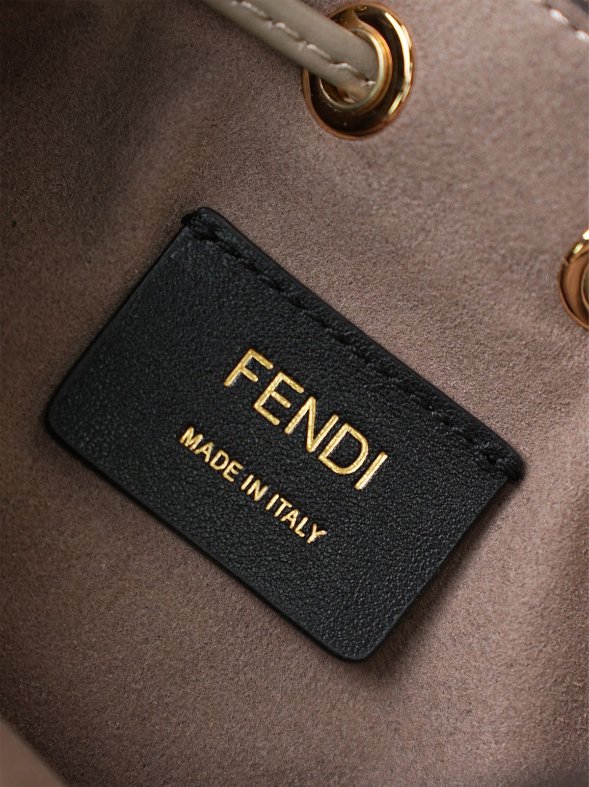 Model 96827 khaki size 181210 cm FENDI same model MON TR É SOR bucket bag decorated with pigeon gray iconic FF logo, both shoulder and handheld are super practical